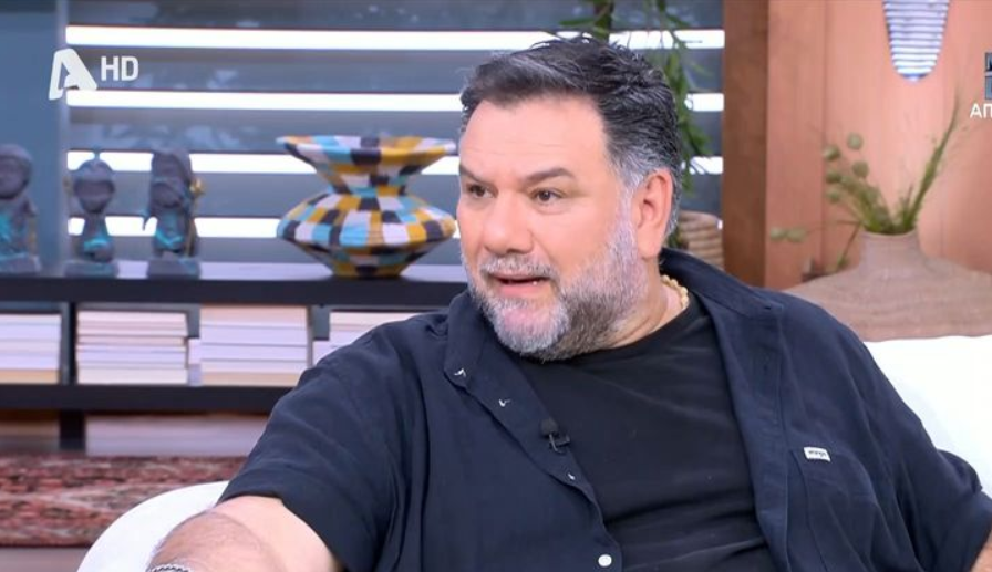 Γρηγόρης Αρναούτογλου: Το άγνωστο περιστατικό που τον στεναχώρησε στη Θεσσαλονίκη και ο λόγος που δεν μιλά στους ρεπορτέρ [βίντεο]