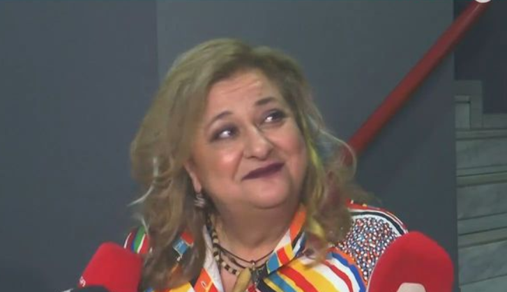 Ελισάβετ Κωνσταντινίδου για Άννα Βισση: «Είναι η κοπέλα μου, τα έχουμε» [βίντεο]