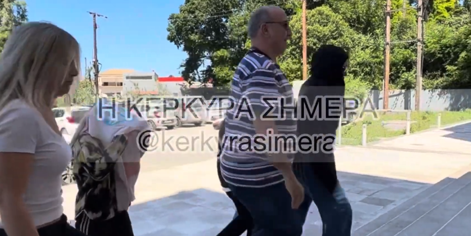 Κέρκυρα: Στο εδώλιο οι πέντε γυναίκες για την φωτογράφιση στα Παλαιά Ανάκτορα [βίντεο]