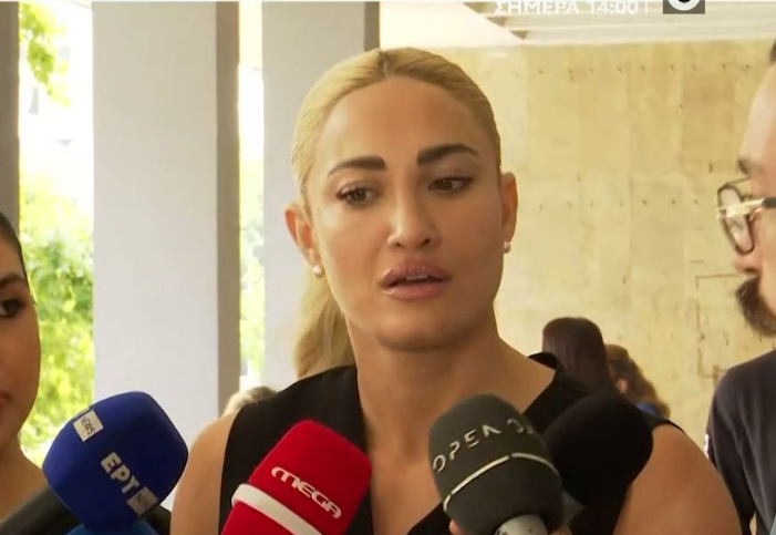 Ιωάννα Τούνη: Αναβλήθηκε ξανά η δίκη για το revenge porn – «Η υπόθεση με έχει αλλάξει σαν άνθρωπο και μου έχει στοιχίσει» [βίντεο]