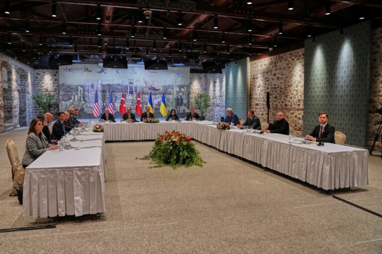 Πούτιν σε Τραμπ: «Έτοιμη για νέες συνομιλίες με την Ουκρανία η Ρωσία χωρίς να κάνει υποχωρήσεις»