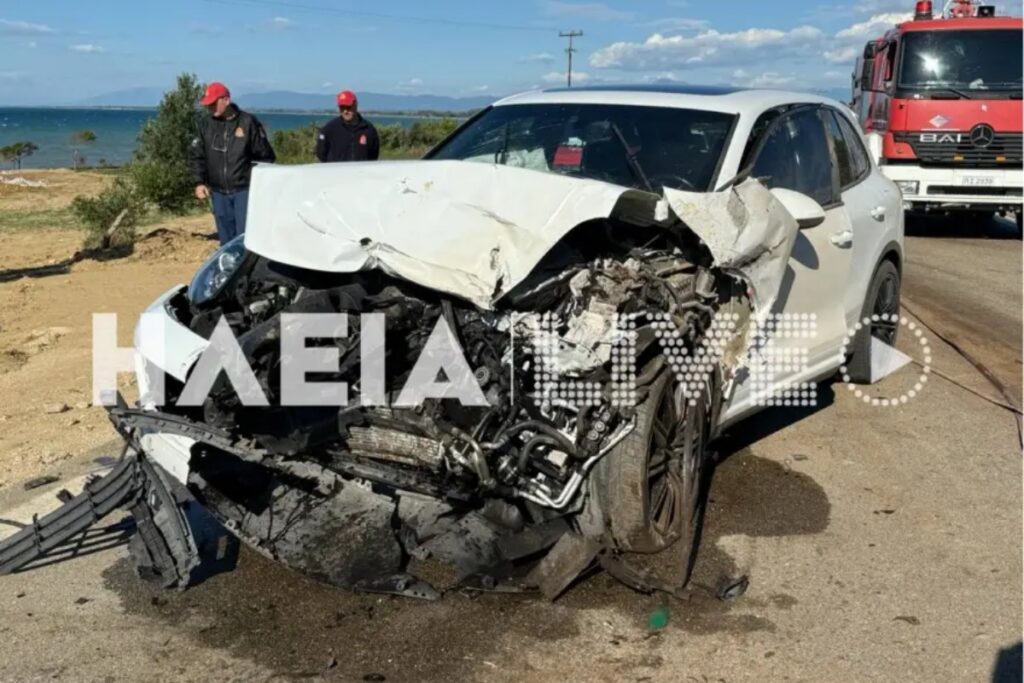 Τροχαίο στην Κυλλήνη: Τρεις τραυματίες μετά από σύγκρουση ΙΧ με τρακτέρ [Εικόνες-Βίντεο]