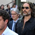 Ράσελ Μπραντ: Ξεκίνησε η δίκη του ηθοποιού για βιασμό και σεξουαλική κακοποίηση