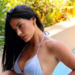 Ποια Κένταλ Τζένερ; – Η Χριστίνα Μπόμπα την σβήνει από τον χάρτη φορώντας το απόλυτο μπικίνι