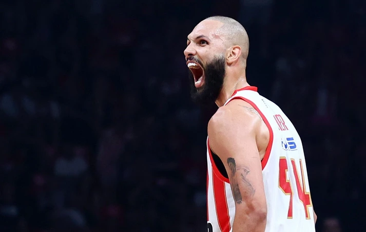 Ολυμπιακός – Παναθηναϊκός 91-83: Ισοφάρισαν οι «ερυθρόλευκοι» σε ένα ματς γεμάτο ένταση