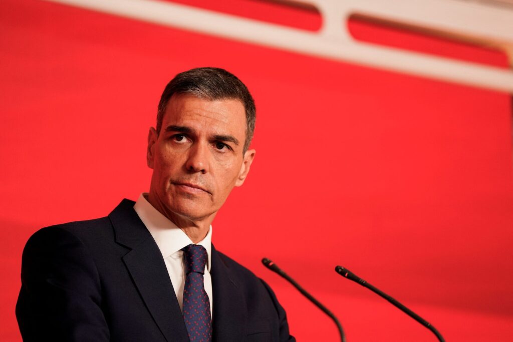 Ισπανία: Η δημόσια συγνώμη του πρωθυπουργού Σάντσεθ – Σε κατάσταση πανικού η κυβέρνηση μετά το
