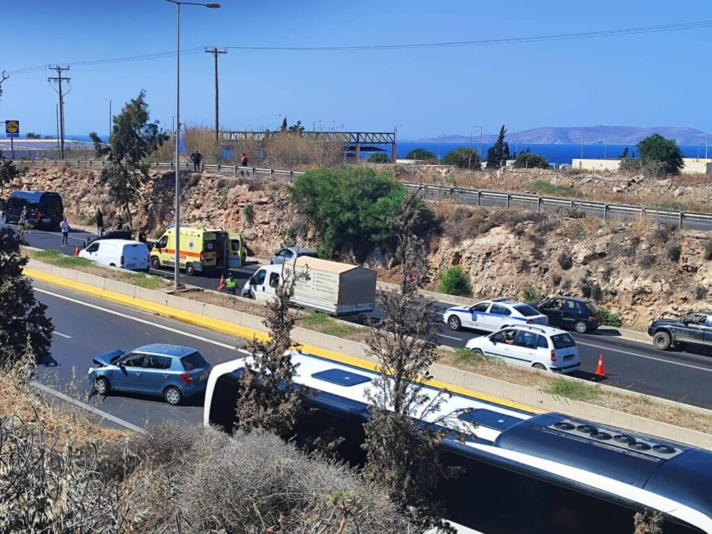 Απίστευτο Βίντεο: Διπλό τροχαίο στο Ηράκλειο