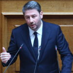 Νέες βολές κατά Ανδρουλάκη από Διαμαντοπούλου και Γερουλάνο