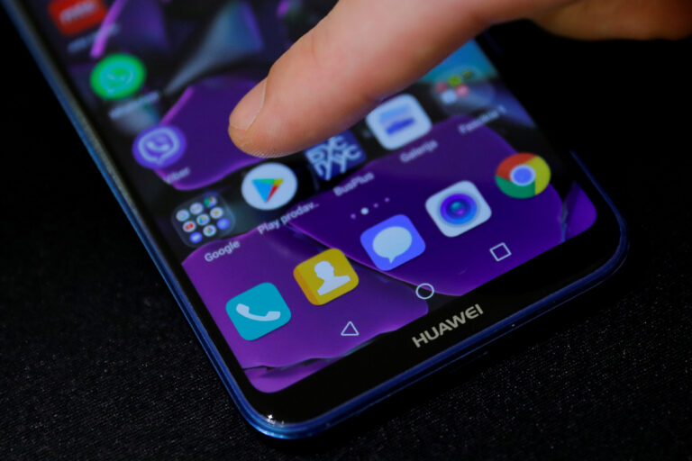 Από τα Σάιτ στα Apps: Η πρόσβαση μέσω κινητού γίνεται η νέα πραγματικότητα