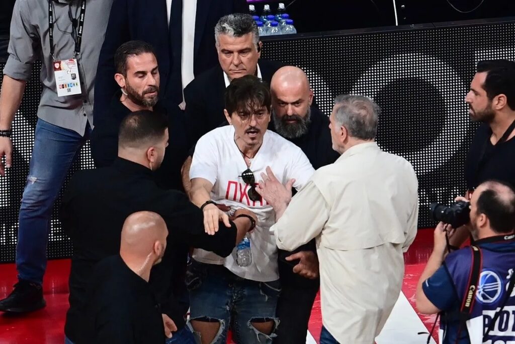 Δημήτρης Γιαννακόπουλος: Νέο αυτόφωρο έπειτα από μήνυση του Γιώργου Σκινδήλια – Στον «αέρα» η 