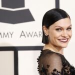 Πασίγνωστη τραγουδίστρια διαγνώστηκε με καρκίνο του μαστού: «Χρειάζομαι μία αγκαλιά»