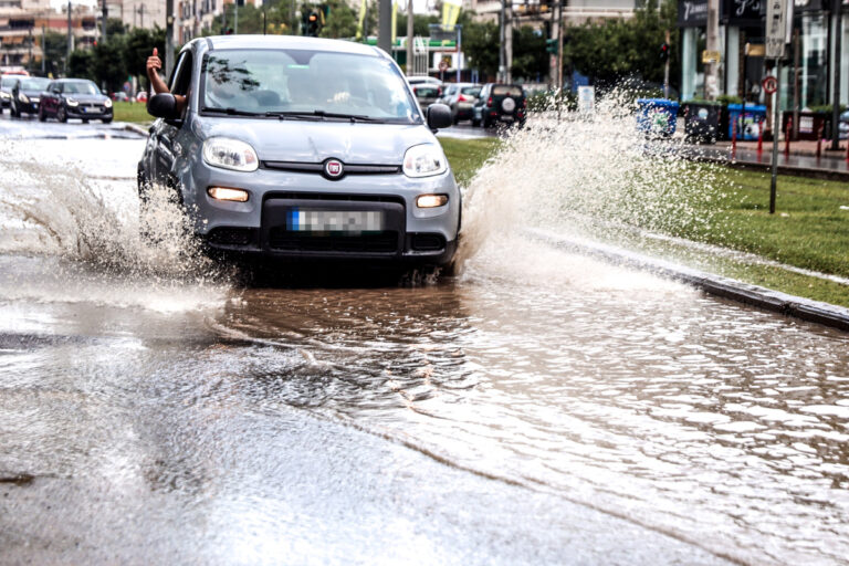 καταιγίδες