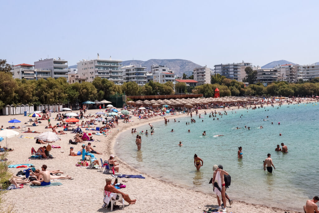 Παραλία Αλίμου: Σύρος διαπληκτίστηκε με Ισραηλινό τουρίστα – Τον δάγκωσε και του έκοψε το αυτί