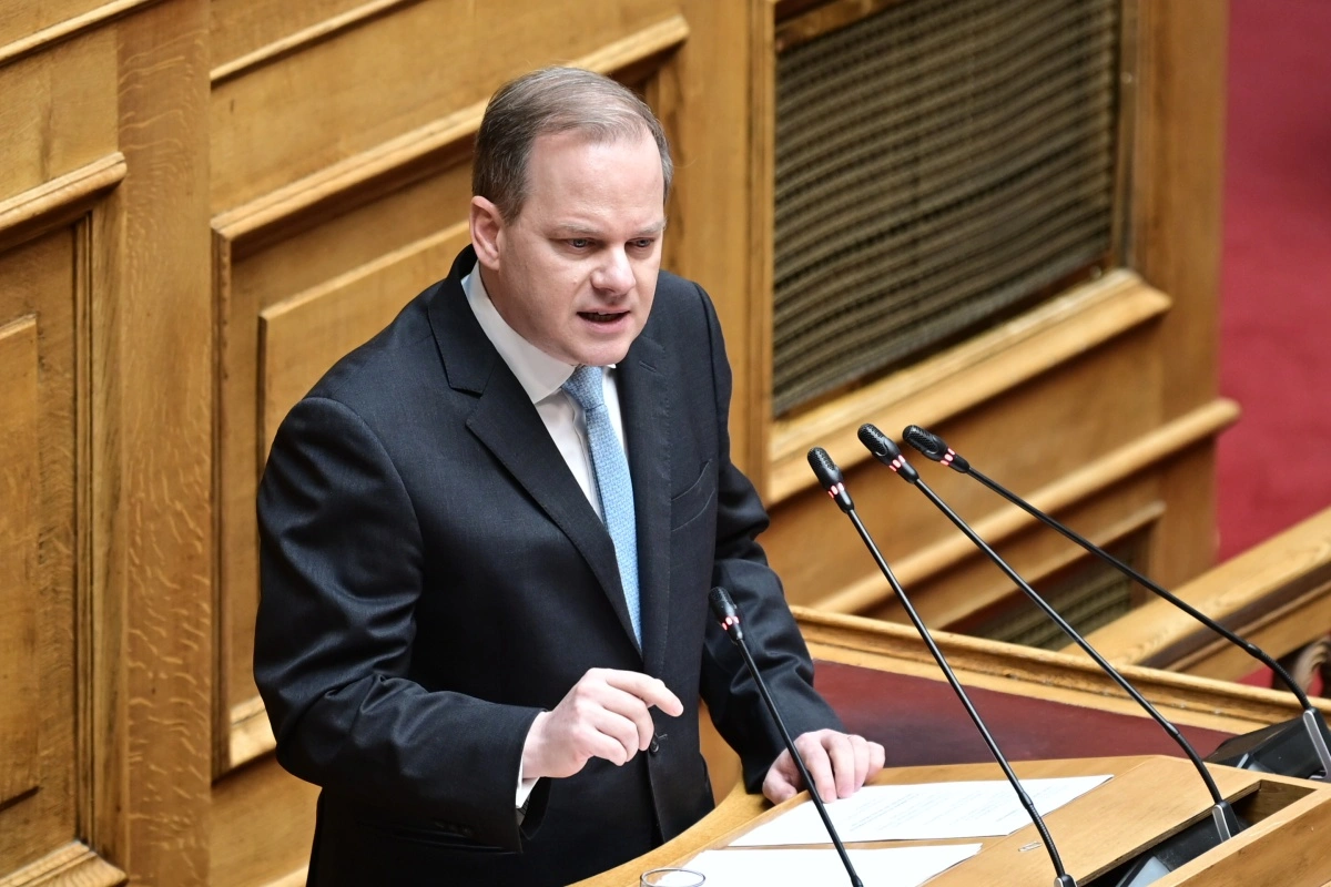 Τέμπη: Η Βουλή αποφάσισε την παραπομπή Καραμανλή στη Δικαιοσύνη για πλημμέλημα