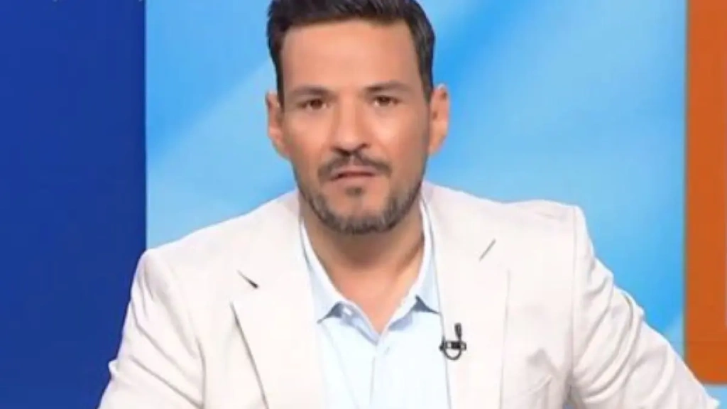 Κώστας Τσουρός: Έντονο παρασκήνιο στο Mega – Τι συνέβη πριν τον «αιφνίδιο θάνατο» της εκπομπής