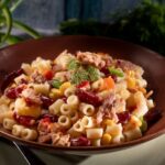 Η πιο καλοκαιρινή μακαρονάδα είναι αυτή με τόνο – Βήμα βήμα η εύκολη συνταγή