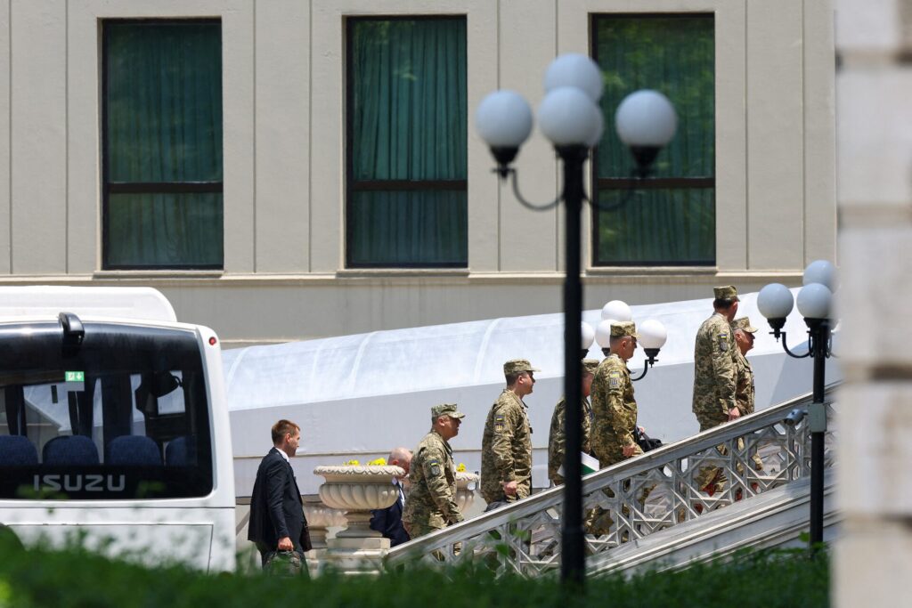 Η Ρωσία πρότεινε στην Ουκρανία ολιγοήμερη κατάπαυση του πυρός σε ορισμένους τομείς του μετώπου
