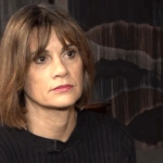 Άννα Μαρία Παπαχαραλάμπους: «Υπάρχουν στιγμές στην ιστορία που οφείλουμε να είμαστε με τη σωστή πλευρά» [βίντεο]