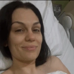 Συγκλονίζει η Jessie J με τις φωτογραφίες από το χειρουργείο – Το δημόσιο μήνυμα της για τον καρκίνο