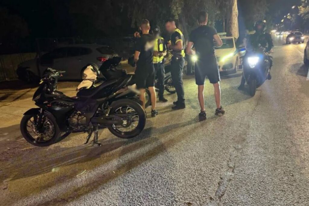Αττική: Πάνω από 260 παραβάσεις για αλκοόλ, ζώνη, κράνος και ταχύτητα – 1.076 έλεγχοι από την
