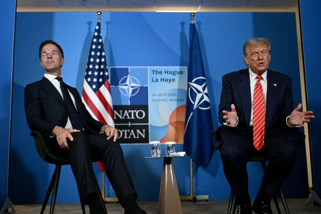 Τραμπ από το ΝΑΤΟ: «Μαζί μέχρι τέλους για το άρθρο 5» – Επιφυλακτικός για την αποτελεσματικότη