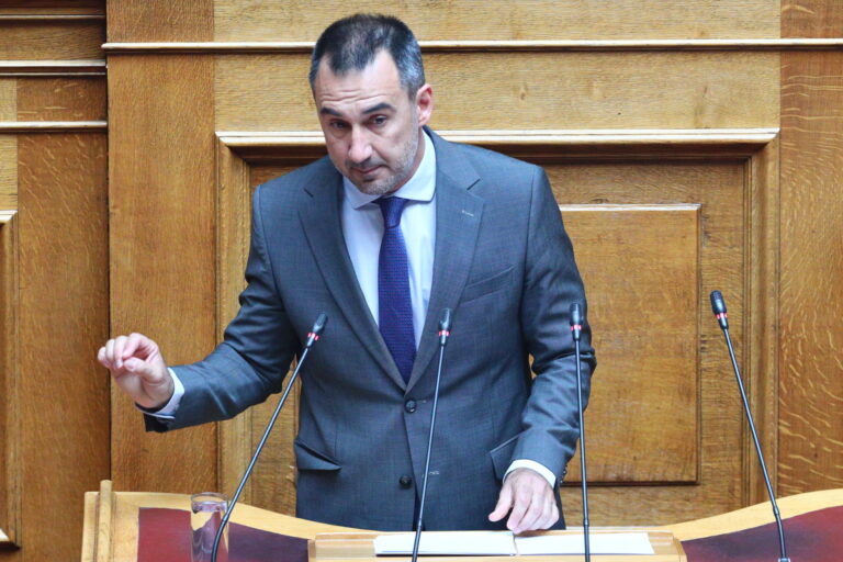 Χαρίτσης: Να μην επιτρέψουμε να λειτουργήσει η Βουλή ως πλυντήριο
