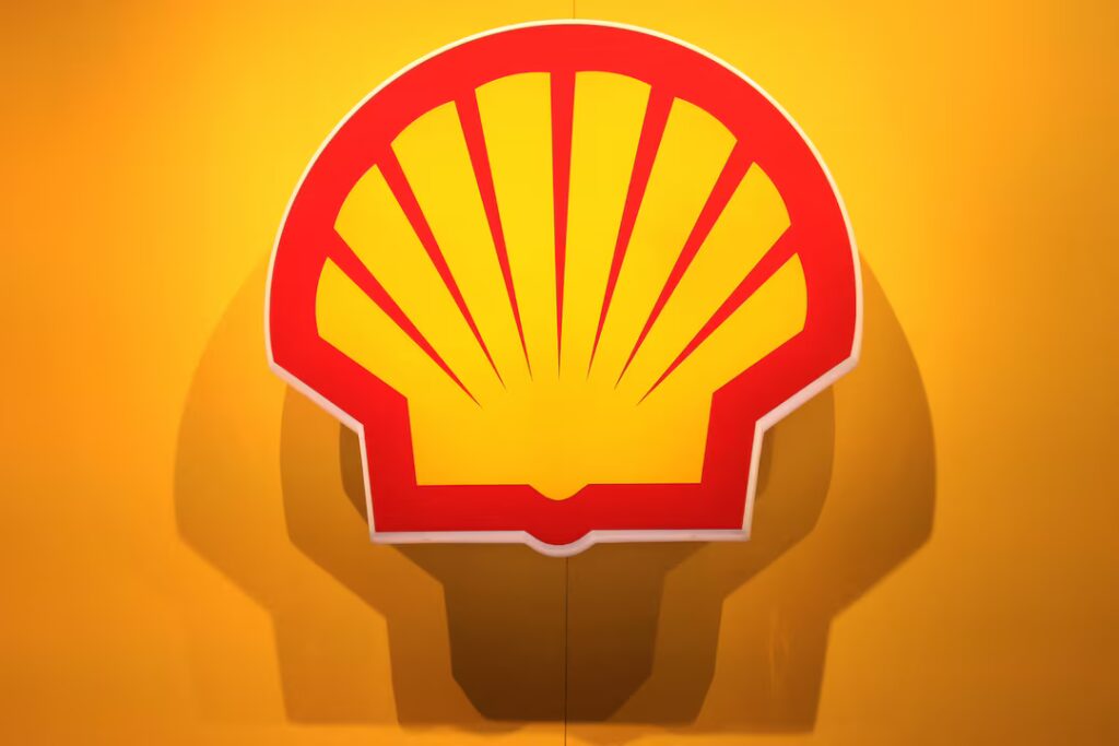 Shell: «Πολύ προσεκτικοί» στις θαλάσσιες μεταφορές στη Μέση Ανατολή – Νέες πυραυλικές επιθέσεις στο Ισραήλ