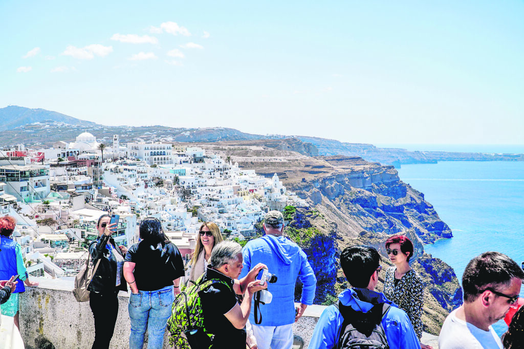Τουρισμός 2025: «Κλειδί» οι κρατήσεις της τελευταίας στιγμής