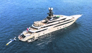 Πολλοί διάσημοι επέλεξαν να επισκεφθούν και φέτος την Ελλάδα με σούπερ γιοτ