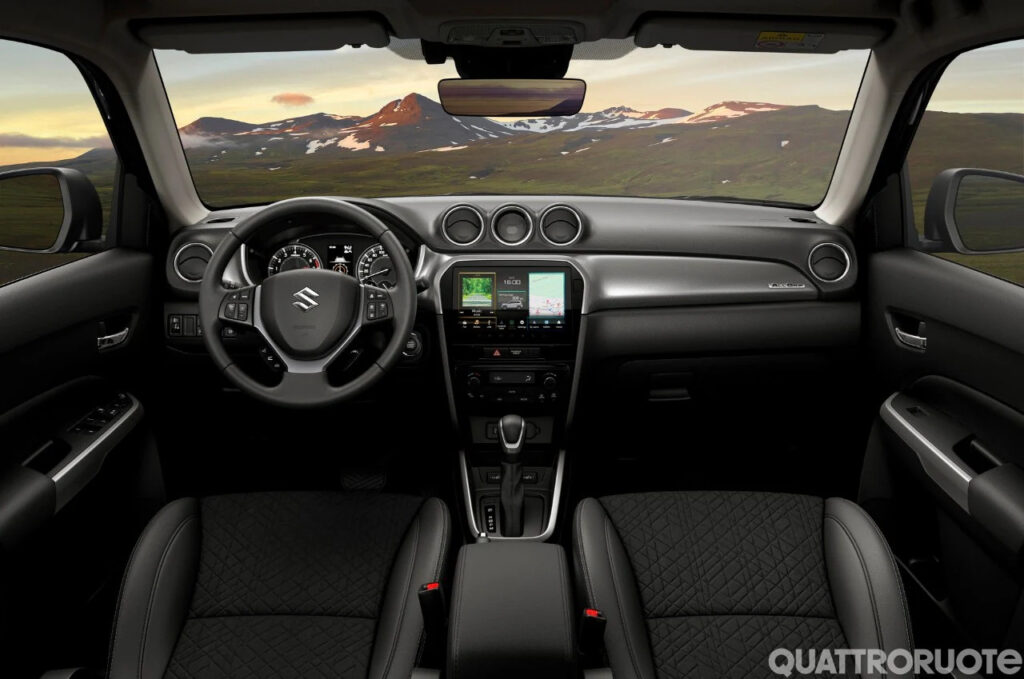 Η νέα υβριδική έκδοση του best-seller SUV της Suzuki που ήρθε στην Ελλάδα – Με τιμή 20.580 ευρώ