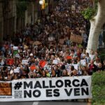 Κρίση στη Μαγιόρκα: Οι ντόπιοι απειλούν να εγκαταλείψουν το νησί – Δεν αντέχουν τους πάρα πολλούς τουρίστες