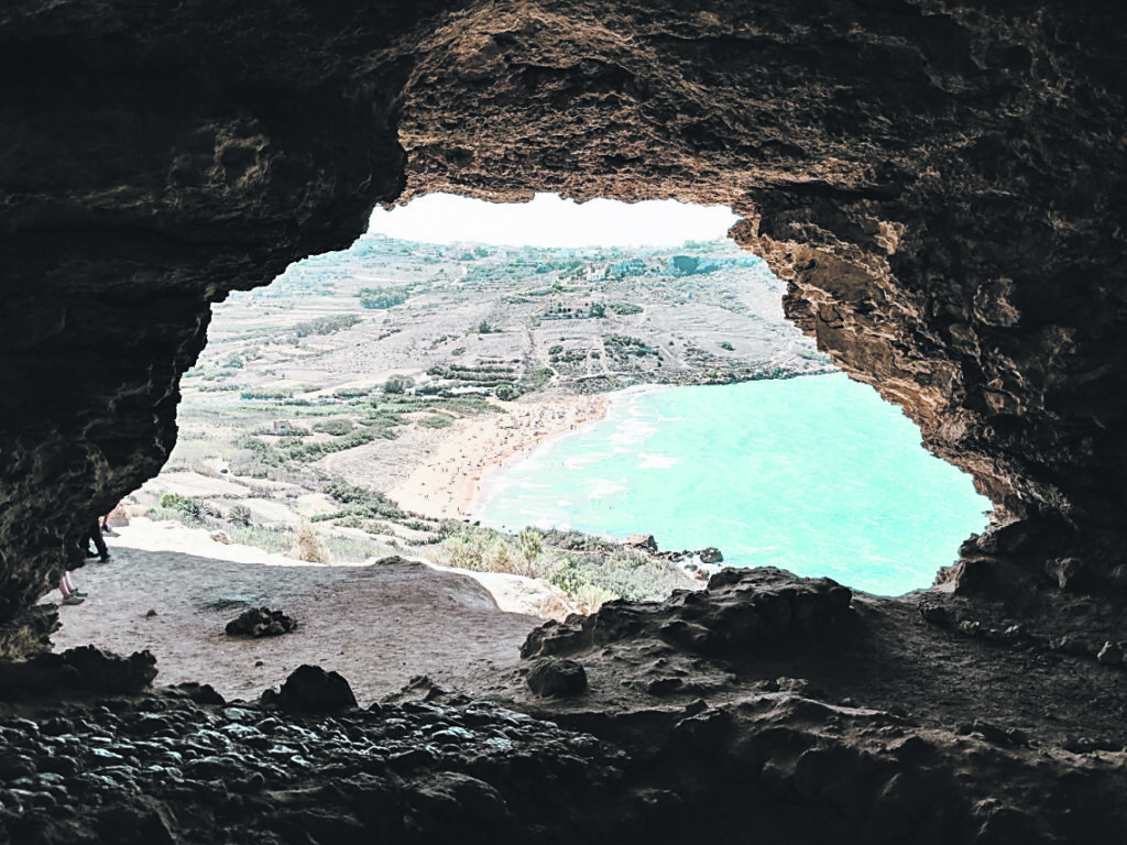 Διηγήματα του καλοκαιριού στον ΕΤ και το Eleftherostypos.gr: «Εζησα»