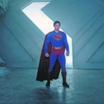 Ανεμίζει ξανά η κόκκινη μπέρτα – Στα σινεμά ο νέος Σούπερμαν