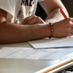 Βάσεις εισαγωγής 2025: Αντίστροφη μέτρηση για την ανακοίνωσή τους – Τέλος η αναμονή