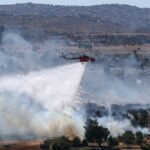 Πυρκαγιές: Σε ύφεση η φωτιά στη Ραφήνα, καλύτερη η εικόνα στην Ιεράπετρα – Συνεχίζεται η μάχη σε διάσπαρτες εστίες σε Αττική και Κρήτη