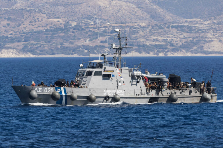 Μεταναστευτική κρίση στην Κρήτη – Άλλοι 557 ήρθαν σήμερα – Ποιες οι κινήσεις της κυβέρνησης
