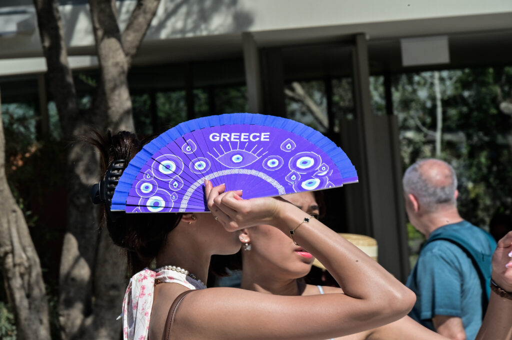 Καιρός: Δε θα πάρουμε ανάσα – Έρχονται τα 42άρια και έπειτα «βουτιά» του υδραργύρου για λίγο – Θα επιστρέψει ο καύσωνας