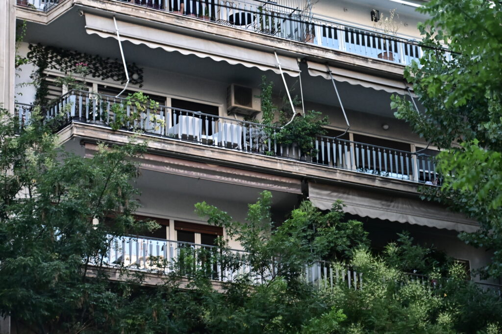 Σε εξέλιξη οι έρευνες για την φωτιά στην οικία Φιλιππίδη – Τι εξετάζουν οι Αρχές