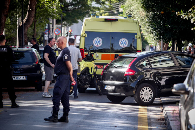Δολοφονία καθηγητή στην Αγία Παρασκευή: Χειροπέδες στην πρώην σύζυγο και στον σύντροφό της – Τι ξεκλείδωσε την υπόθεση