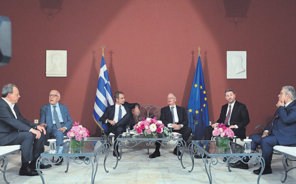 Η αποτυχημένη αντιπολίτευση επιχειρεί να τα κάνει μπάχαλο