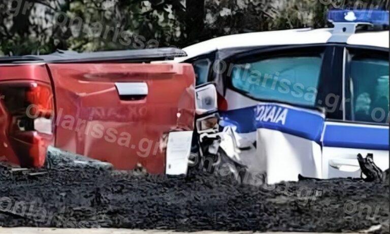 Παραλίγο τραγωδία στη Λάρισα – Πυροσβέστες και αστυνομικοί κινδύνεψαν σε τροχαίο