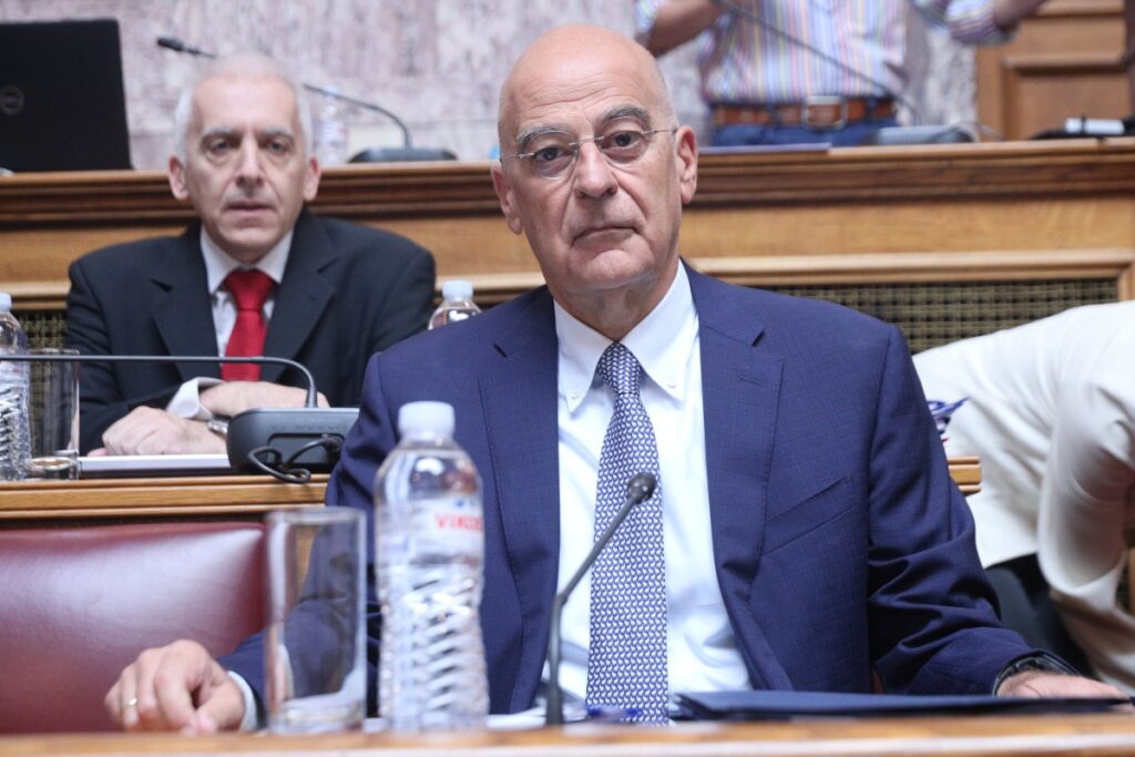 Δένδιας για κατάργηση της θητείας σε Ναυτικό και Αεροπορία: «Μόνο ο Αρχιεπίσκοπος δεν έπαιρνε τηλέφω