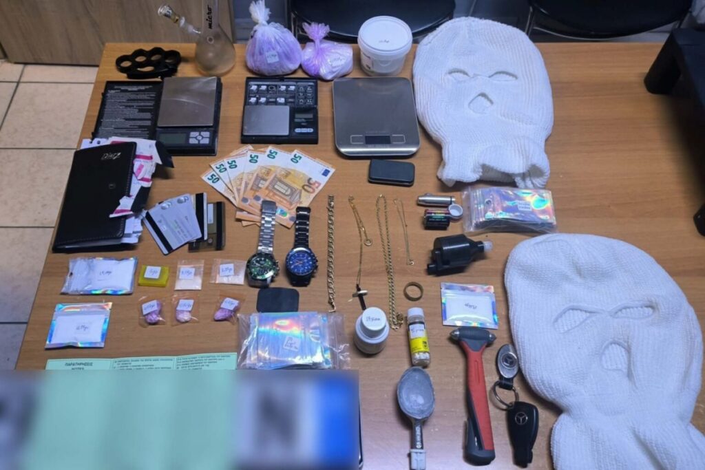 Θεσσαλονίκη: Συνελήφθη 43χρονος ναρκέμπορος – Είχε ατζέντα και σημειώματα με πελάτες και «ταρίφες»