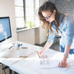 Γυναίκες στην ΕΕ: Ξεκινούν να δουλεύουν «δωρεάν» από τις 17 Νοεμβρίου