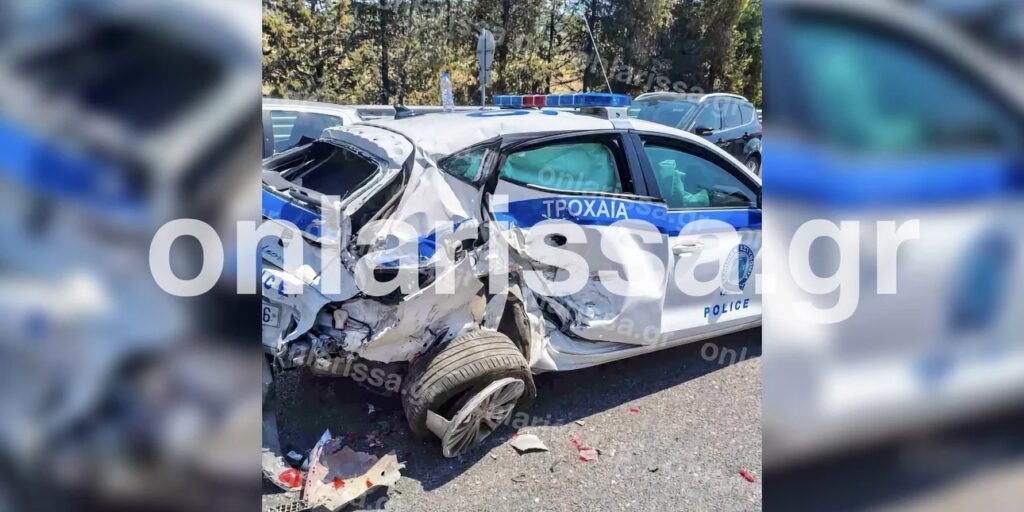 Λάρισα: Αγροτικό έπεσε πάνω σε περιπολικό -Στο νοσοκομείο δύο αστυνομικοί, μεγάλες υλικές ζημιές