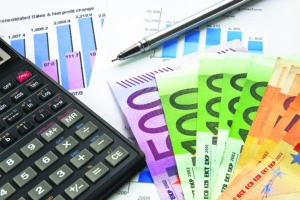 Προϋπολογισμός 2026: Οι αλλαγές σε φόρους, μισθούς, συντάξεις