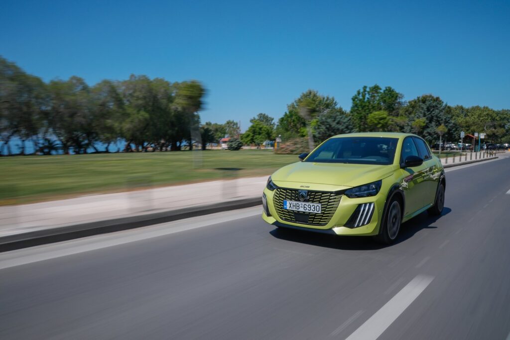 Peugeot 208: Οι 5 λόγοι που πούλησε περισσότερο από κάθε SUV τον Ιούνιο στην Ελλάδα
