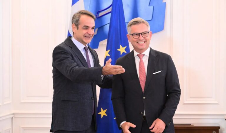 Κομισιόν για την επίσκεψη Μπρούνερ στην Αθήνα: Ανησυχούμε για την αύξηση της παράτυπης μετανάστευσης