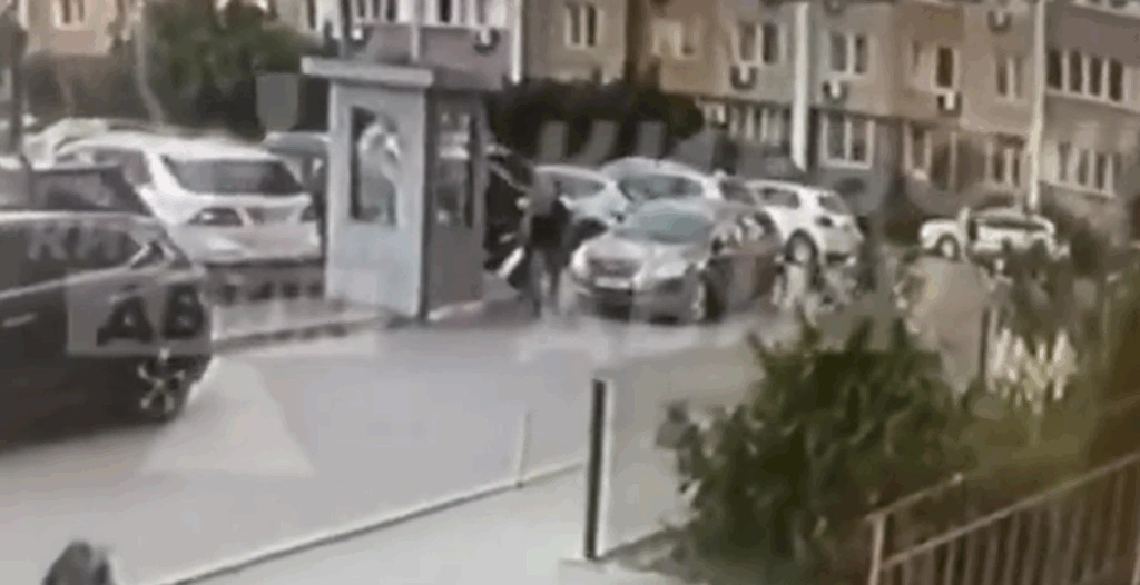 Ουκρανία: Πράκτορας των μυστικών υπηρεσιών δολοφονήθηκε στο Κίεβο – Το σοκαριστικό βίντεο