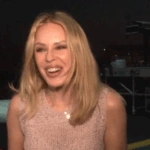 Κάιλι Μινόγκ: Όσα είπε λίγο πριν τη συναυλία της στην Αθήνα – «Σ’ αγαπώ Ελλάδα» [βίντεο]